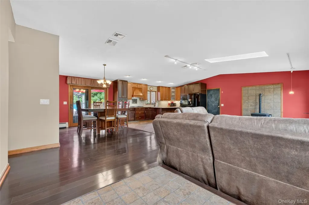 152 Robinson Lane Wappingers Falls NY 12590
