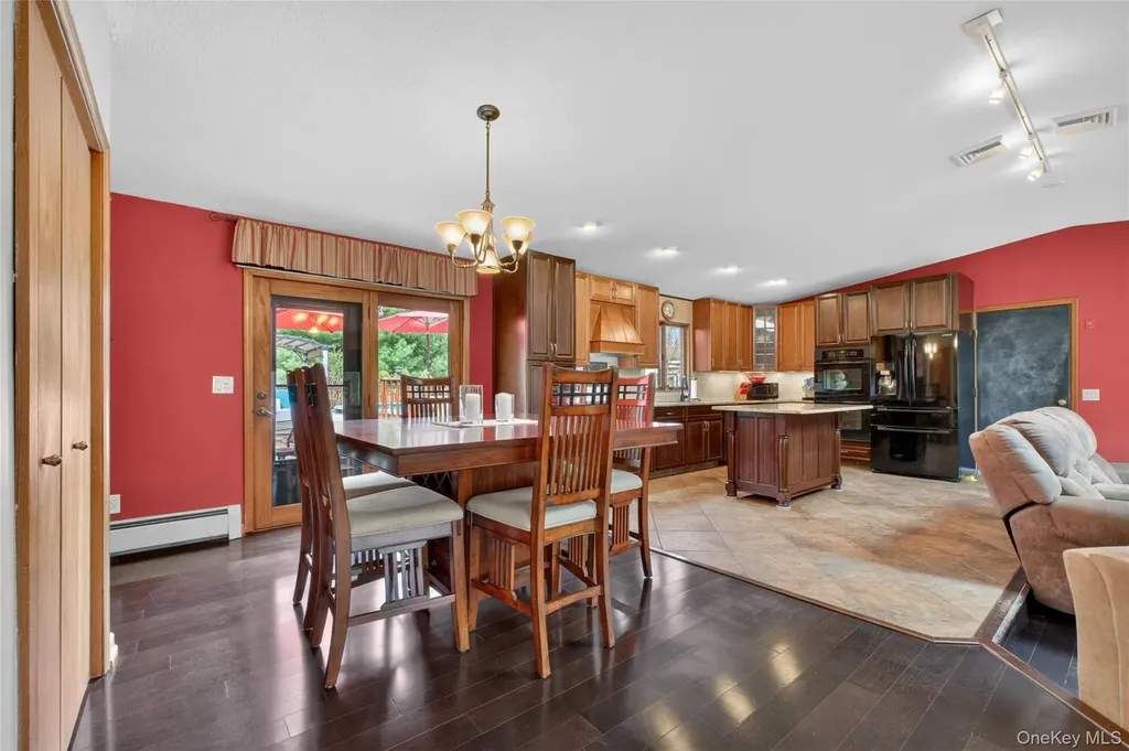 152 Robinson Lane Wappingers Falls NY 12590