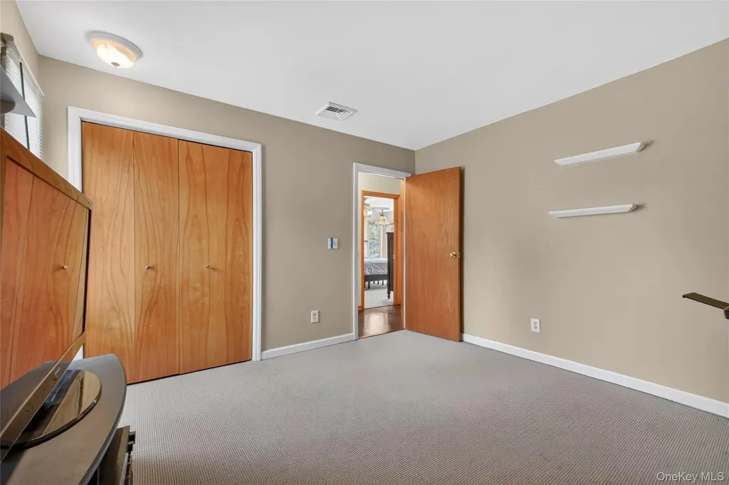 152 Robinson Lane Wappingers Falls NY 12590