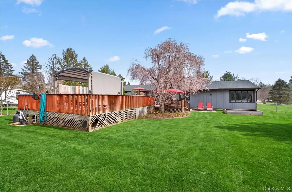 152 Robinson Lane Wappingers Falls NY 12590