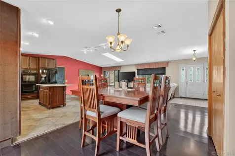 152 Robinson Lane Wappingers Falls NY 12590