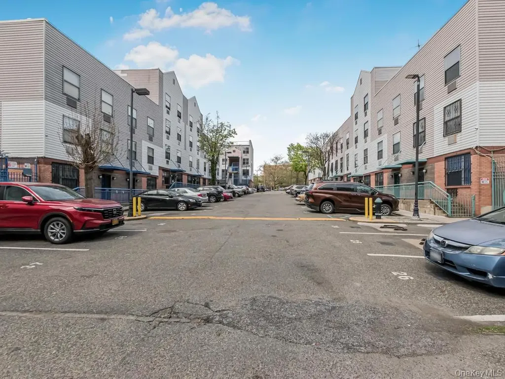 760 Brook Avenue Bronx NY 10451