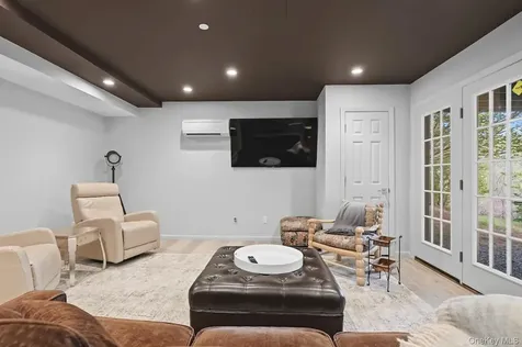 72 Burr Farms Road Mount Kisco NY 10549