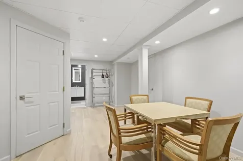 72 Burr Farms Road Mount Kisco NY 10549