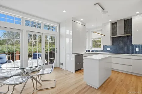 72 Burr Farms Road Mount Kisco NY 10549