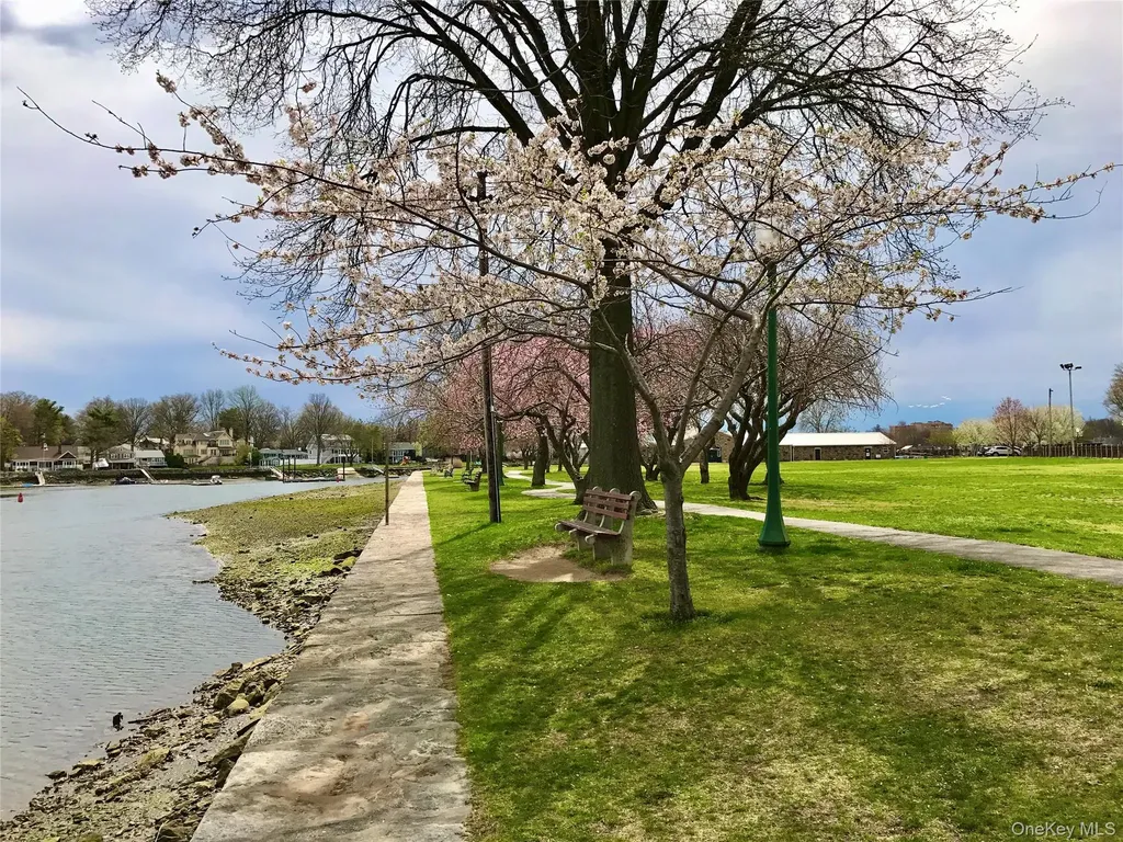 921 Jefferson Avenue Mamaroneck NY 10543