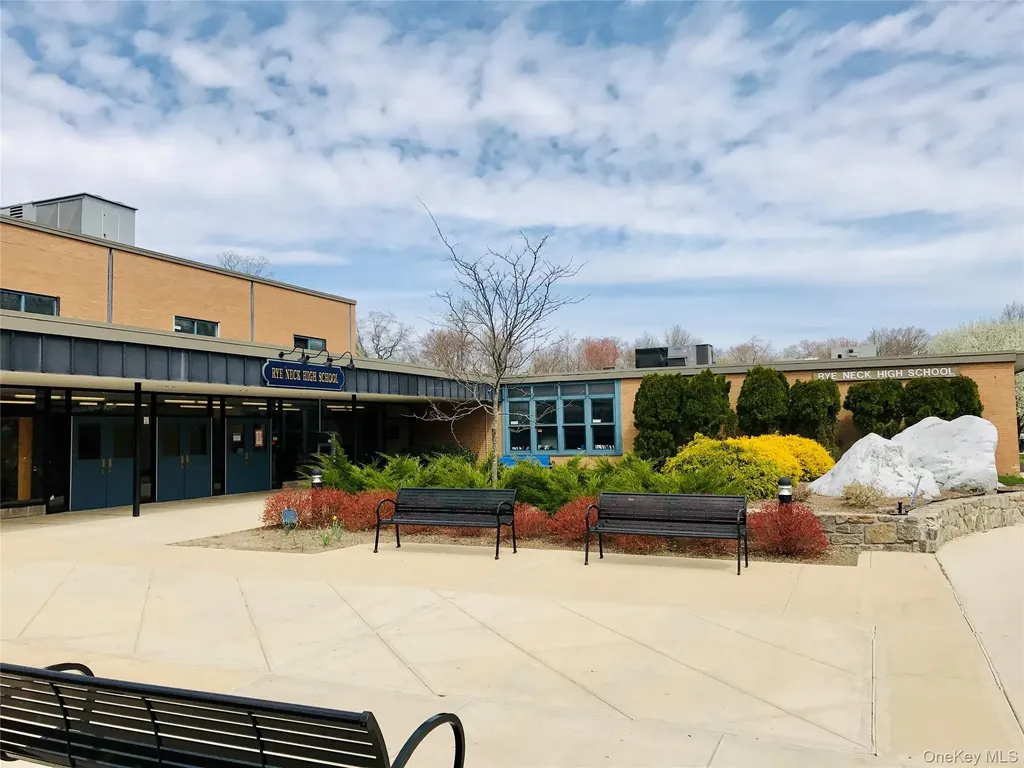 921 Jefferson Avenue Mamaroneck NY 10543
