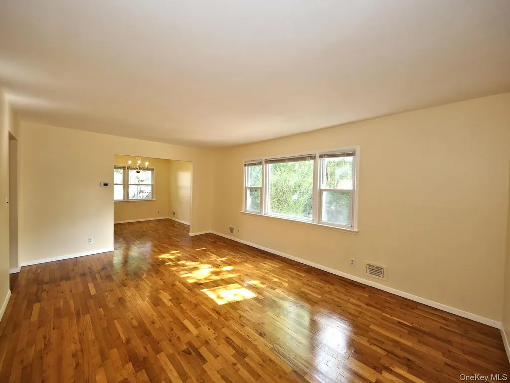 921 Jefferson Avenue Mamaroneck NY 10543