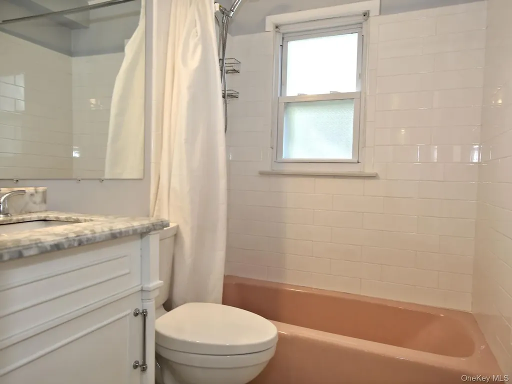 921 Jefferson Avenue Mamaroneck NY 10543