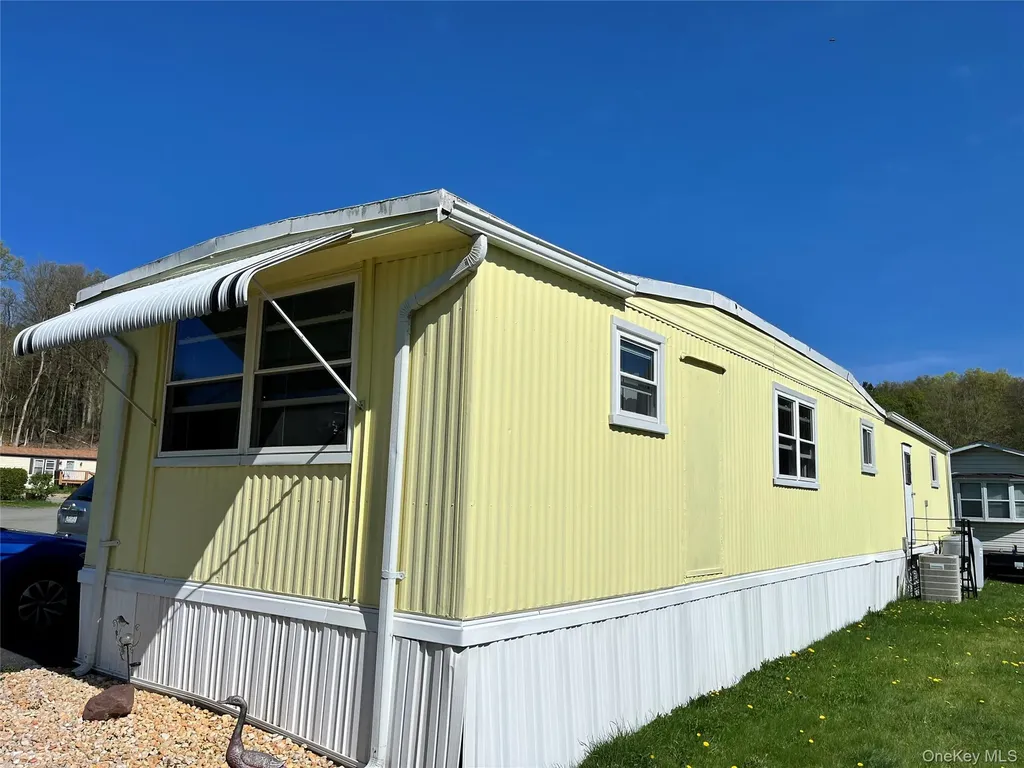 406 4th Avenue Middletown NY 10941