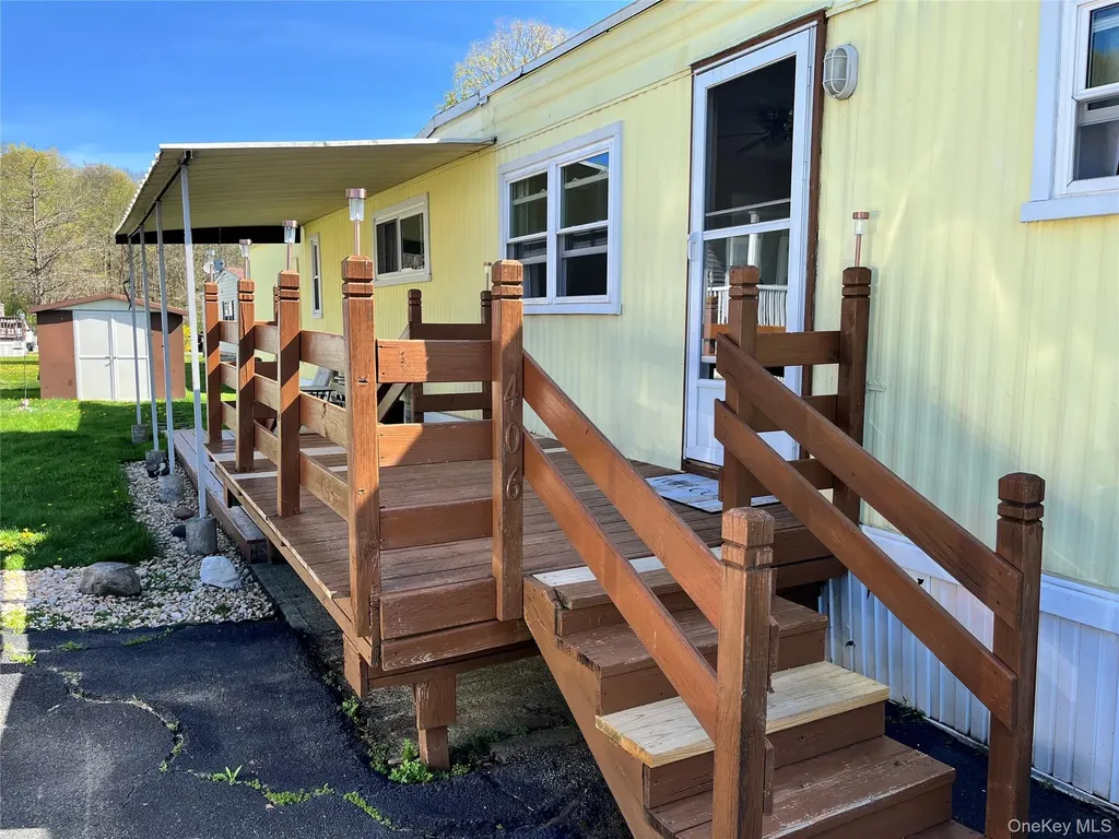406 4th Avenue Middletown NY 10941