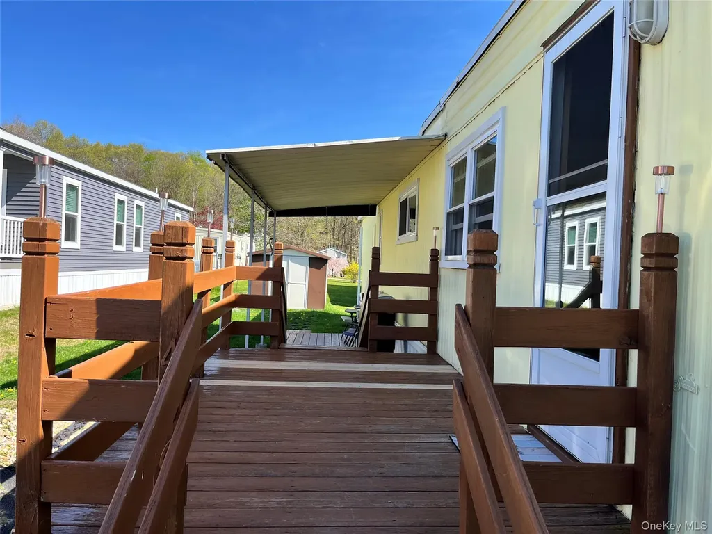 406 4th Avenue Middletown NY 10941