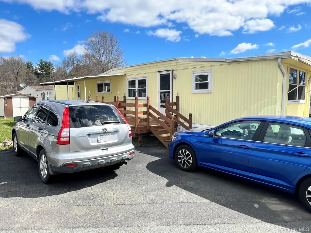 406 4th Avenue Middletown NY 10941