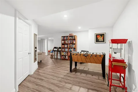 532 Blank Lane Water Mill NY 11976