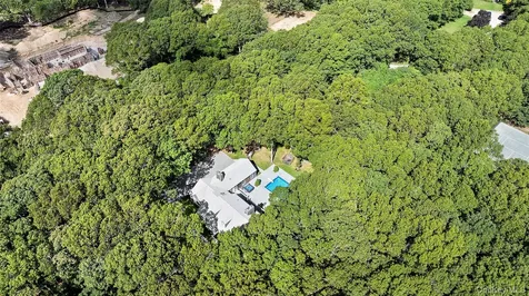 532 Blank Lane Water Mill NY 11976