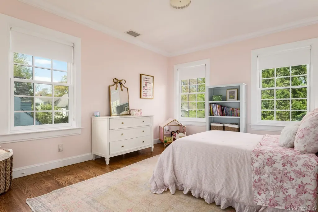 38 Forest Lane Bronxville NY 10708