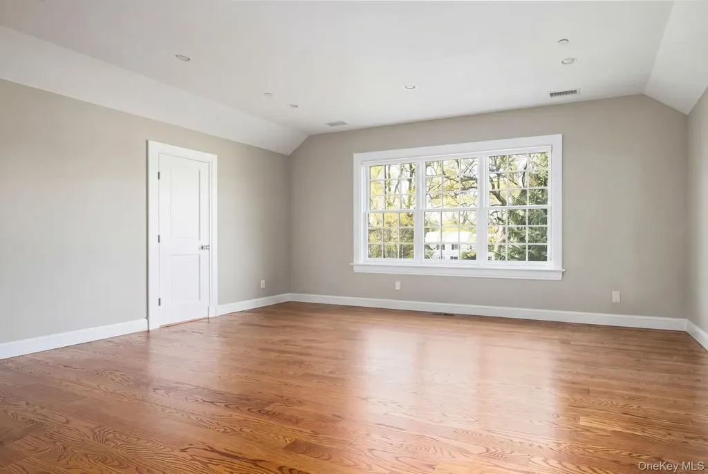 38 Forest Lane Bronxville NY 10708