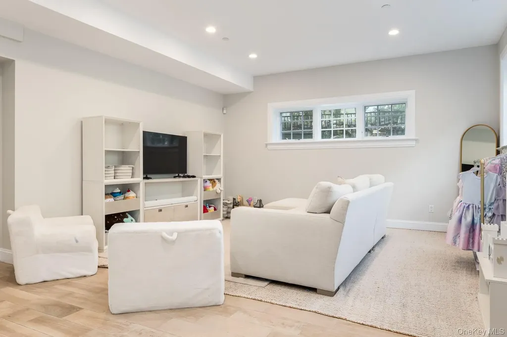 38 Forest Lane Bronxville NY 10708