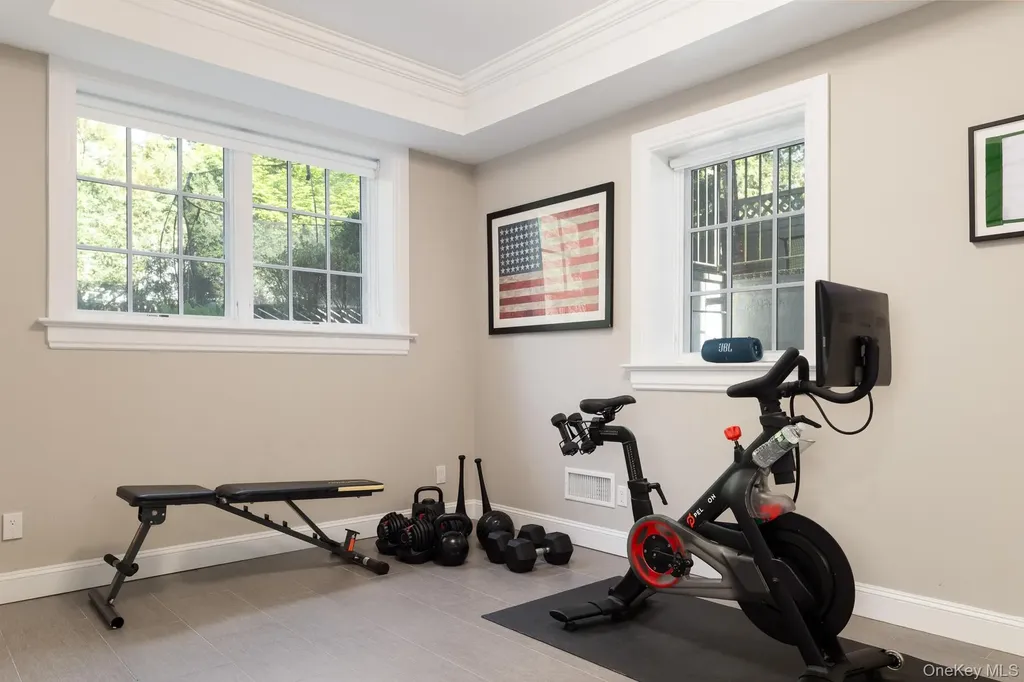 38 Forest Lane Bronxville NY 10708