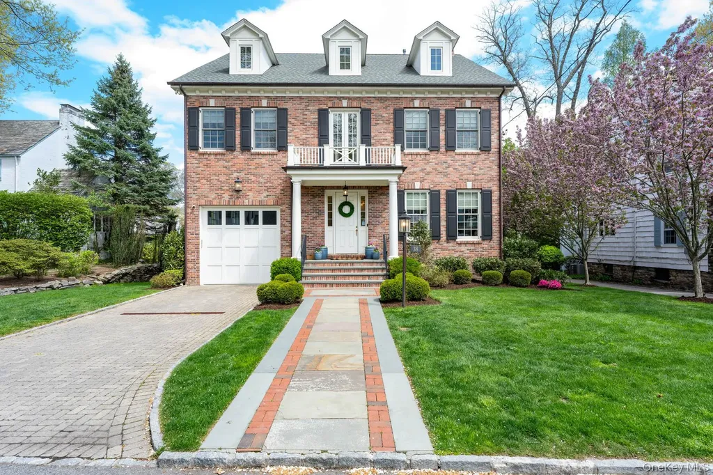 38 Forest Lane Bronxville NY 10708