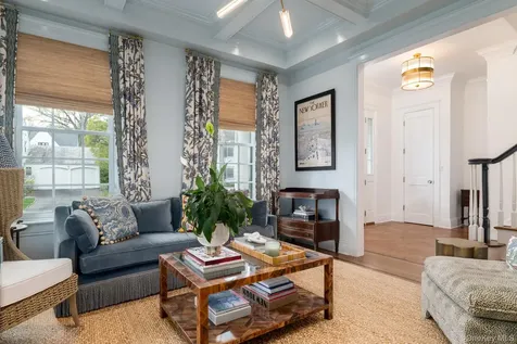 38 Forest Lane Bronxville NY 10708
