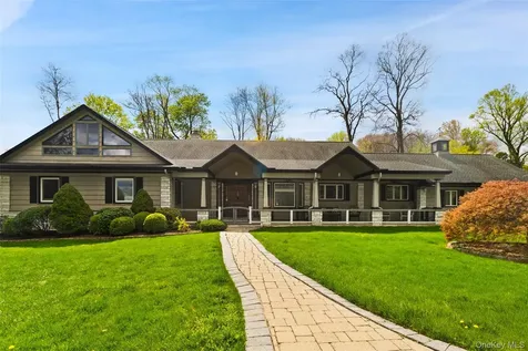 6 Lilac Place Thornwood NY 10594