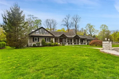 6 Lilac Place Thornwood NY 10594