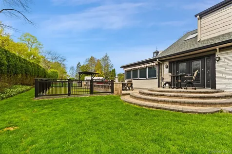6 Lilac Place Thornwood NY 10594