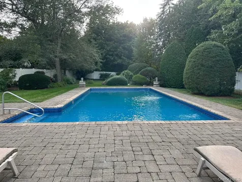 6 Lilac Place Thornwood NY 10594
