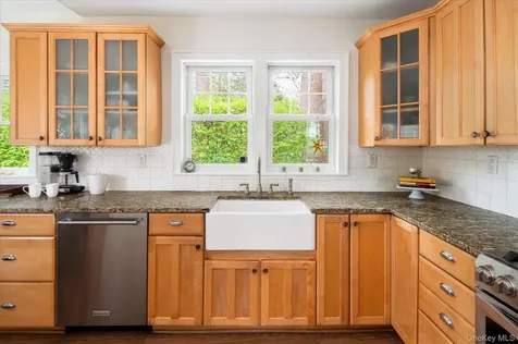 429 Old Post Road Bedford NY 10506