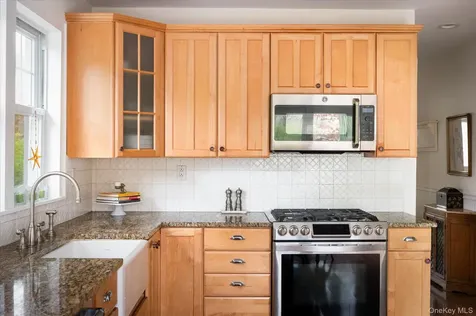 429 Old Post Road Bedford NY 10506