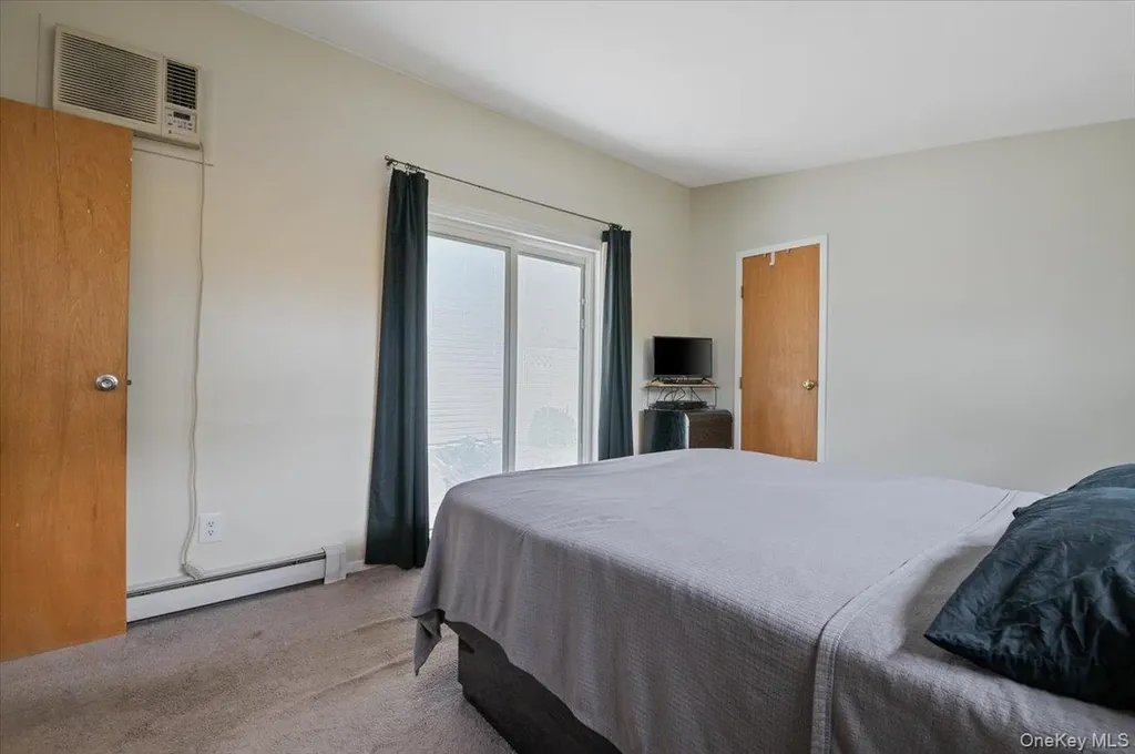 22 Redpine Road Medford NY 11763
