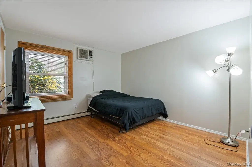 22 Redpine Road Medford NY 11763