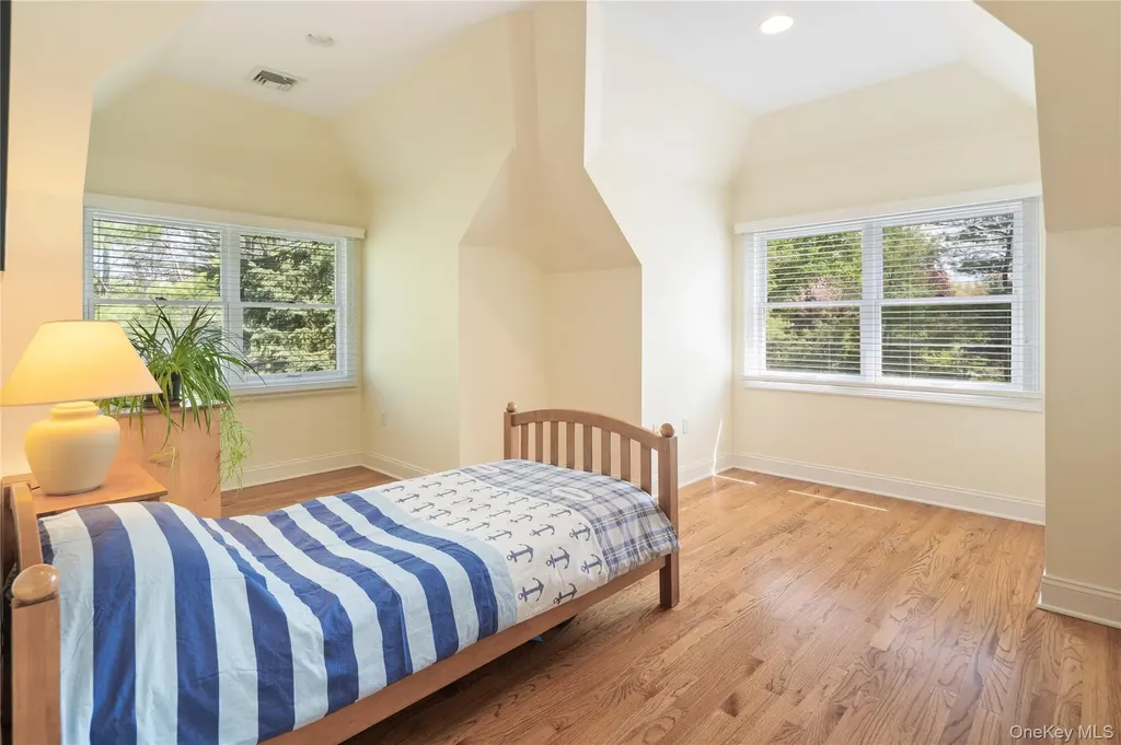 11 Hollow Tree Road Briarcliff Manor NY 10510