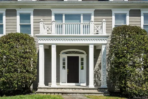 11 Hollow Tree Road Briarcliff Manor NY 10510