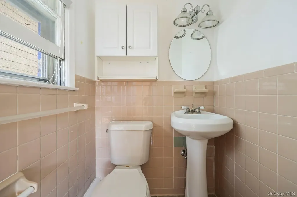 52 Brandt Terrace Yonkers NY 10710