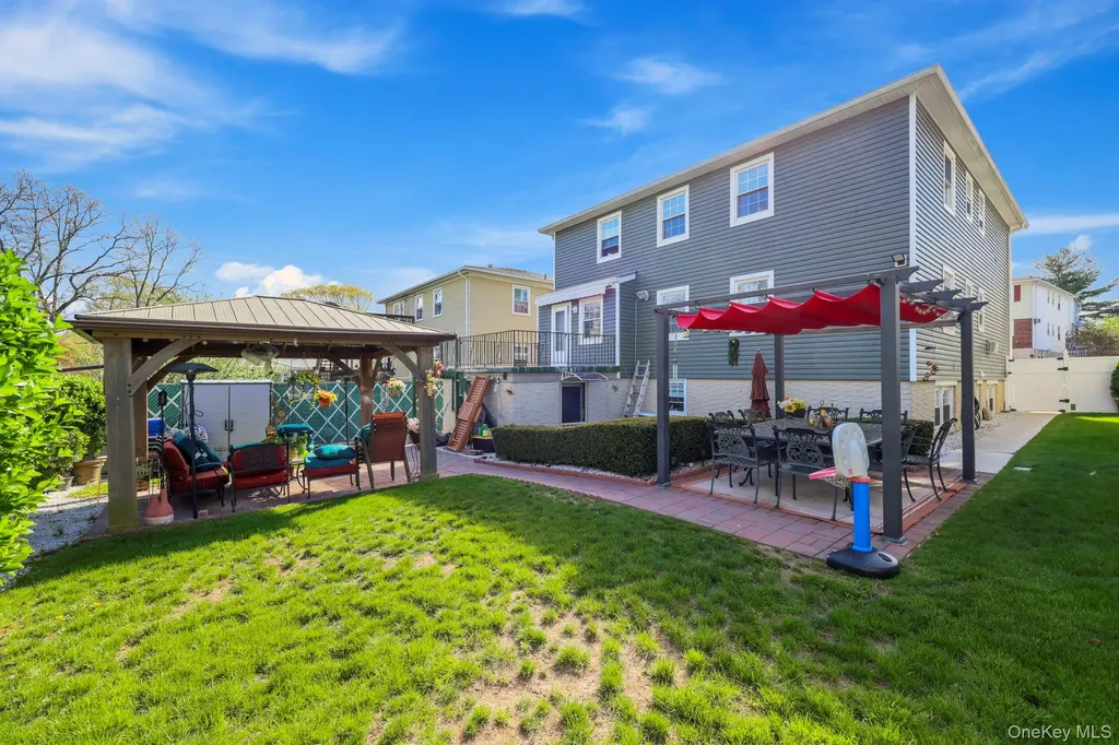 52 Brandt Terrace Yonkers NY 10710