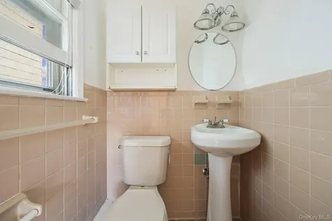 52 Brandt Terrace Yonkers NY 10710