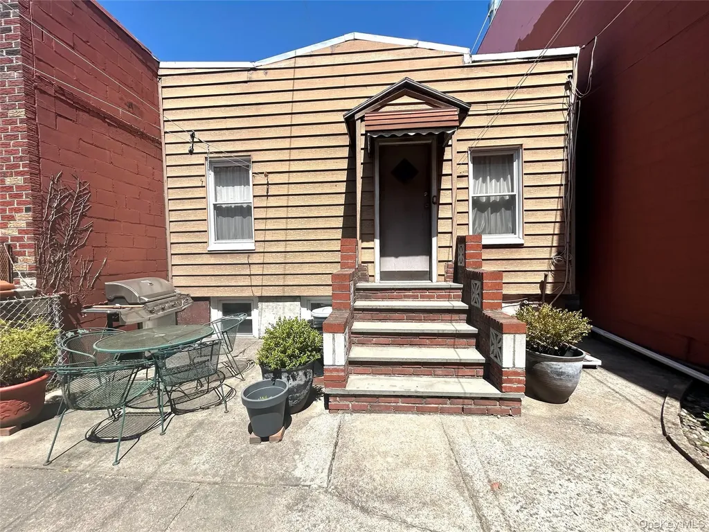 5951 56th Drive Maspeth NY 11378