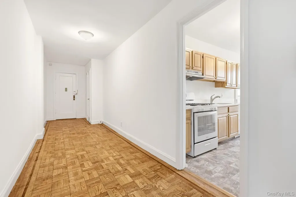 300 S Broadway Tarrytown NY 10591