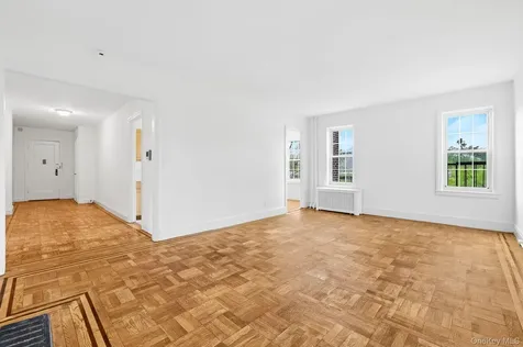 300 S Broadway Tarrytown NY 10591