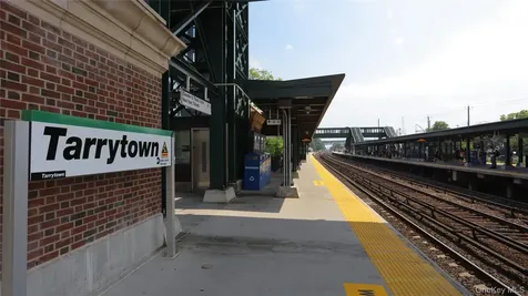 300 S Broadway Tarrytown NY 10591