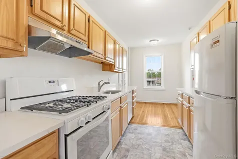 300 S Broadway Tarrytown NY 10591