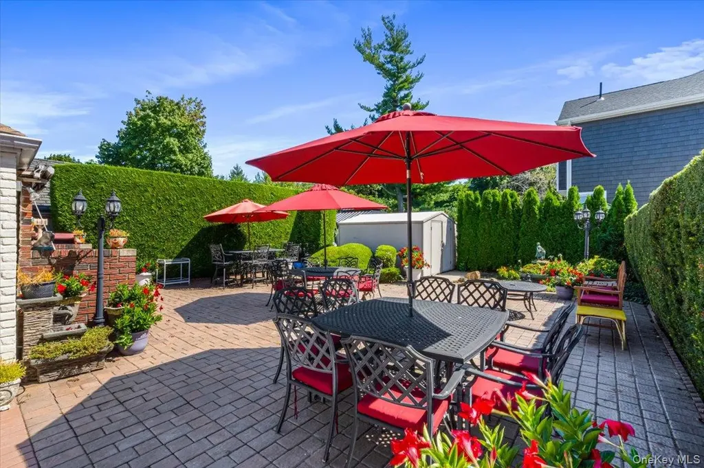 2957 214th Place Bayside NY 11360