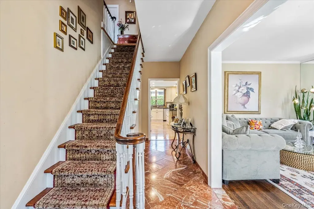 2957 214th Place Bayside NY 11360