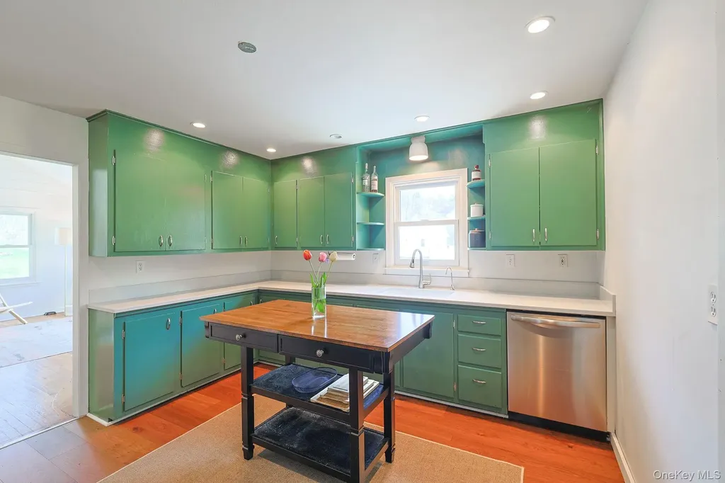 711 Sundown Road Sundown NY 12740