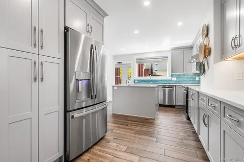 29 Howard Avenue White Plains NY 10606