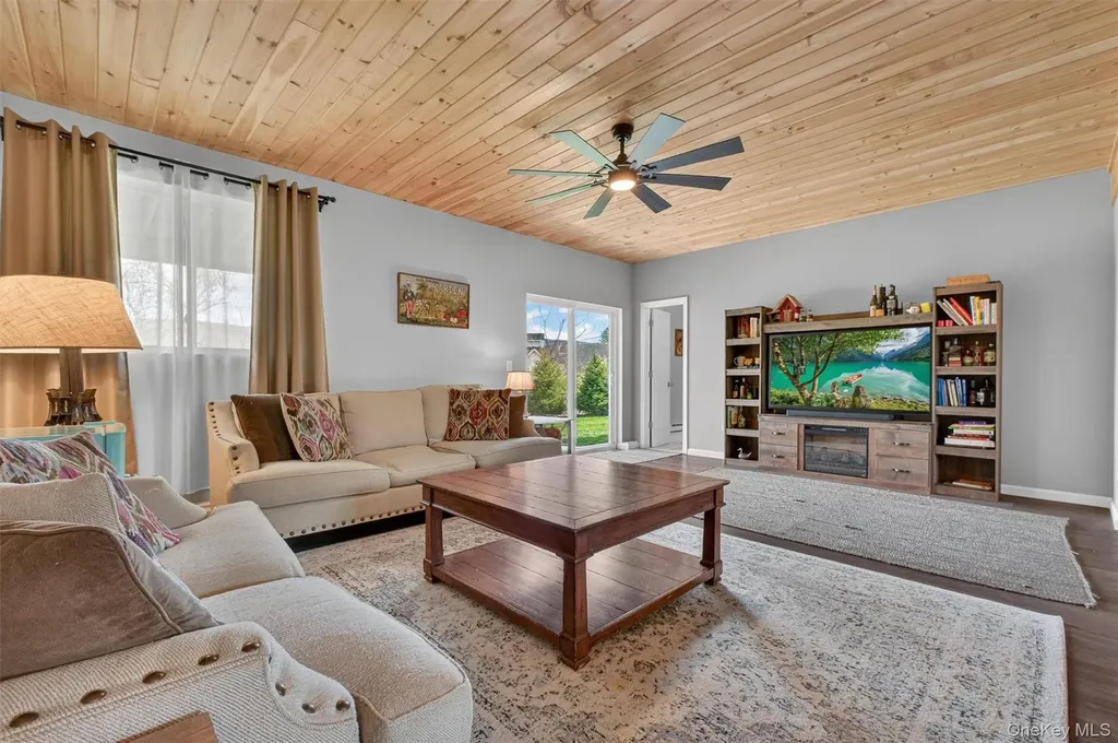 57 Lime Ridge Road Poughquag NY 12570