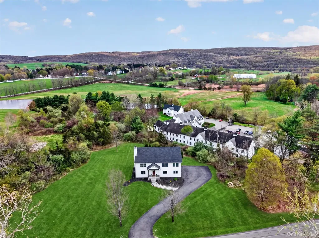 57 Lime Ridge Road Poughquag NY 12570