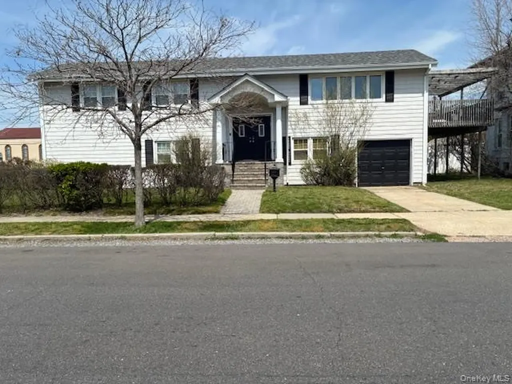 101 E Olive Street Long Beach NY 11561